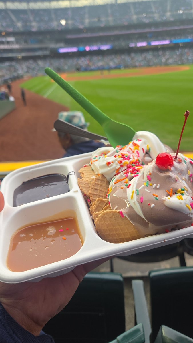 Ashley Springsteen - 0!!! tweet media