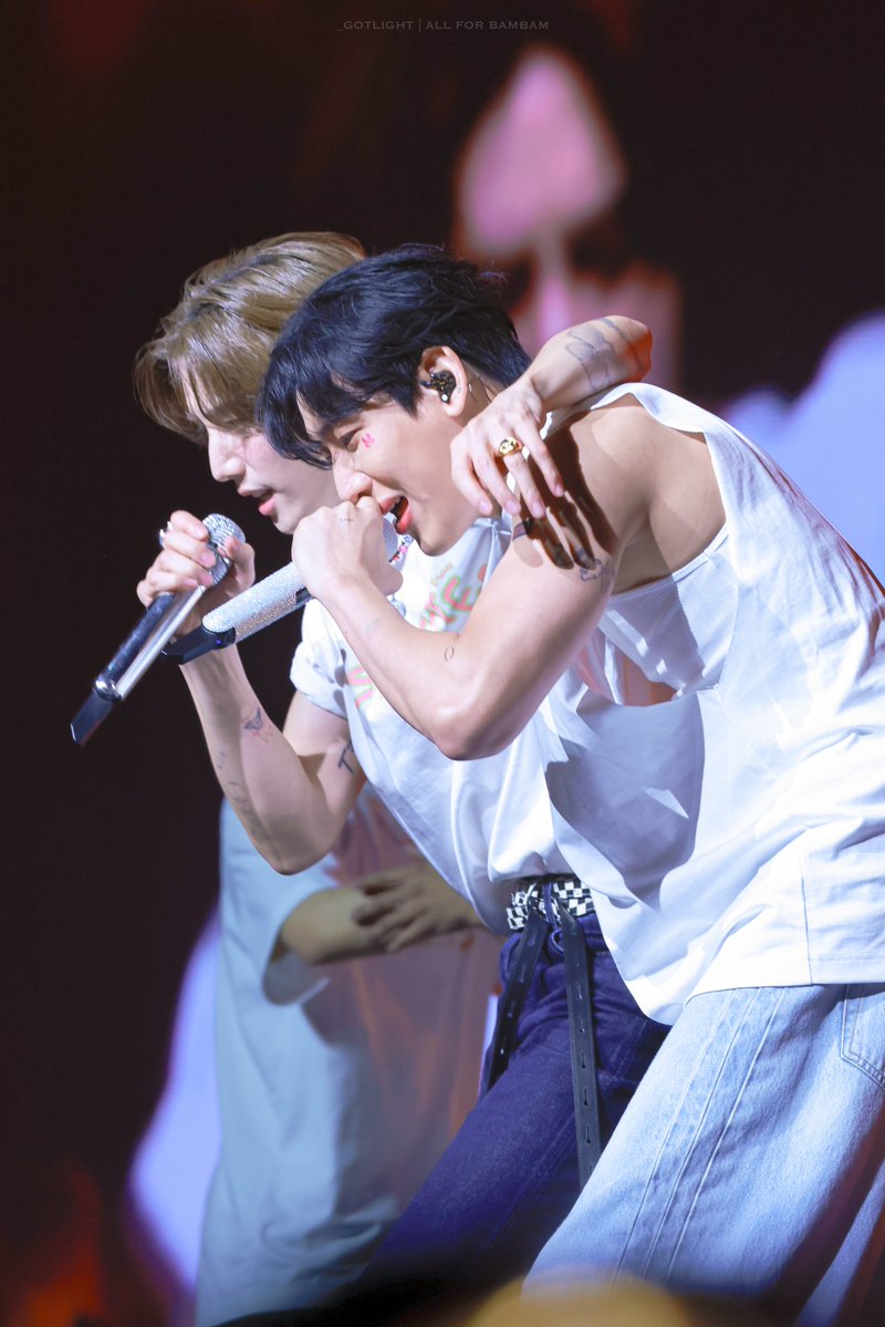 _Gotlight tweet media