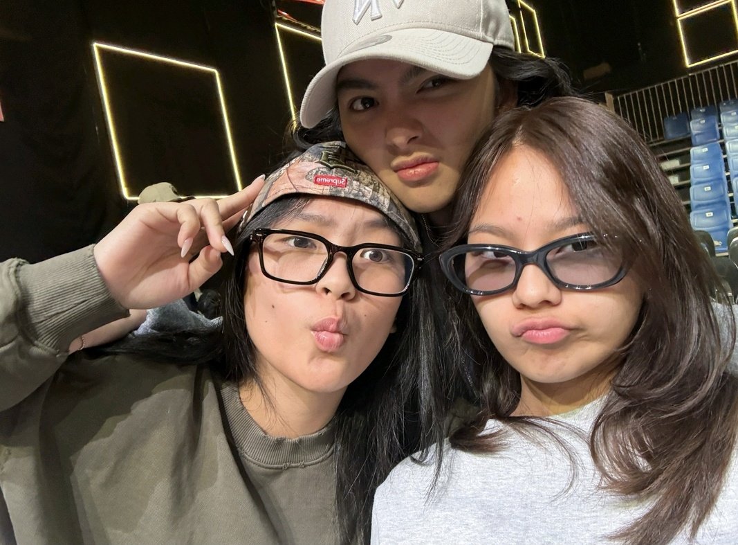 thepinkrose12's tweet photo. @ASAPOfficial #KaiRain po. Hope to see Rain sing din next time.

#ASAPBrightSide https://t.co/ExjcJOvbUM