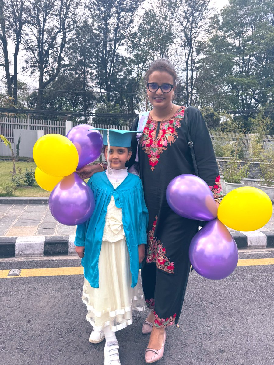 श्+ओ+भ्+आ tweet media