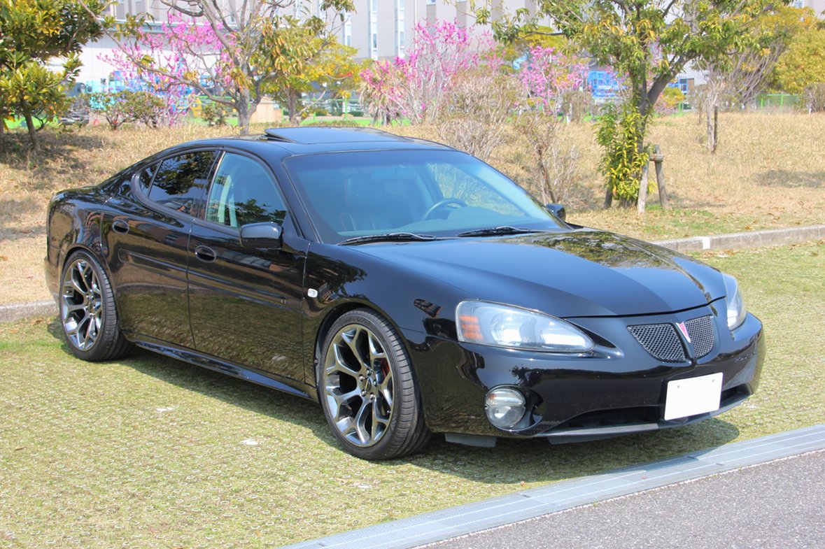 Japanese car spotter tweet media