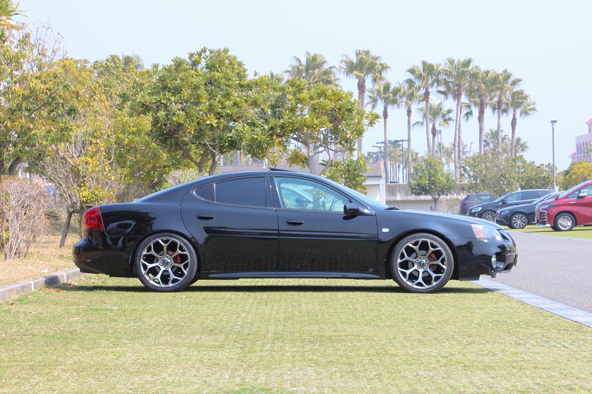 Japanese car spotter tweet media