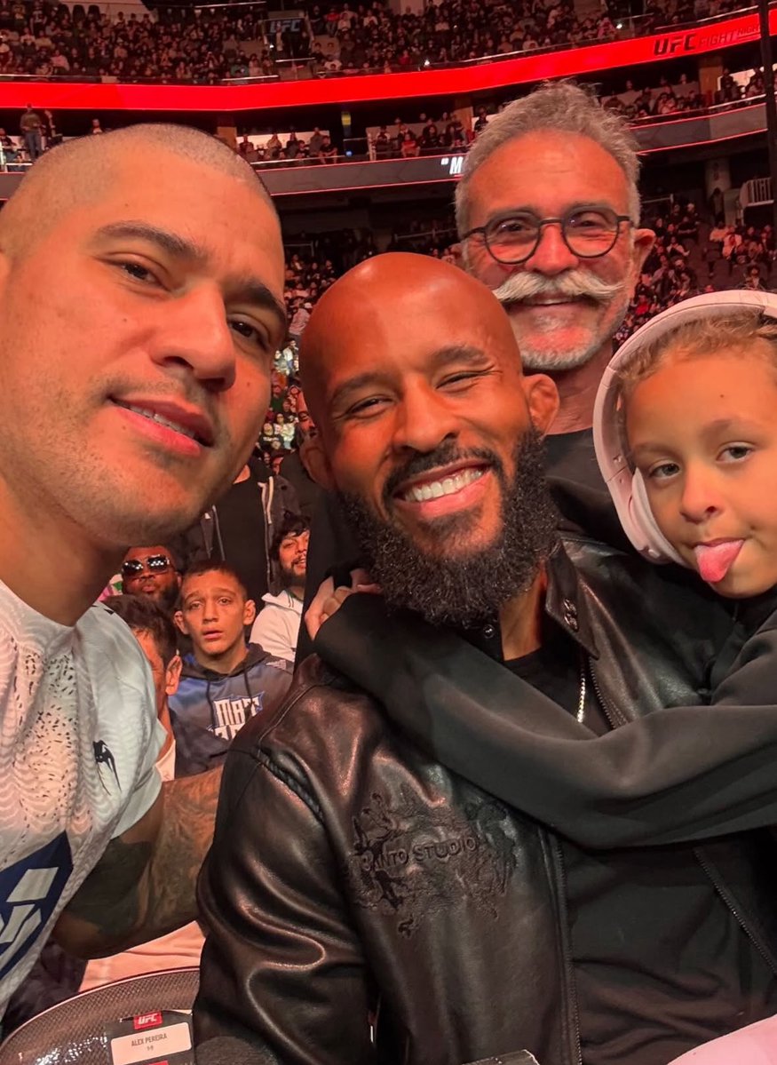 Championship Rounds tweet media