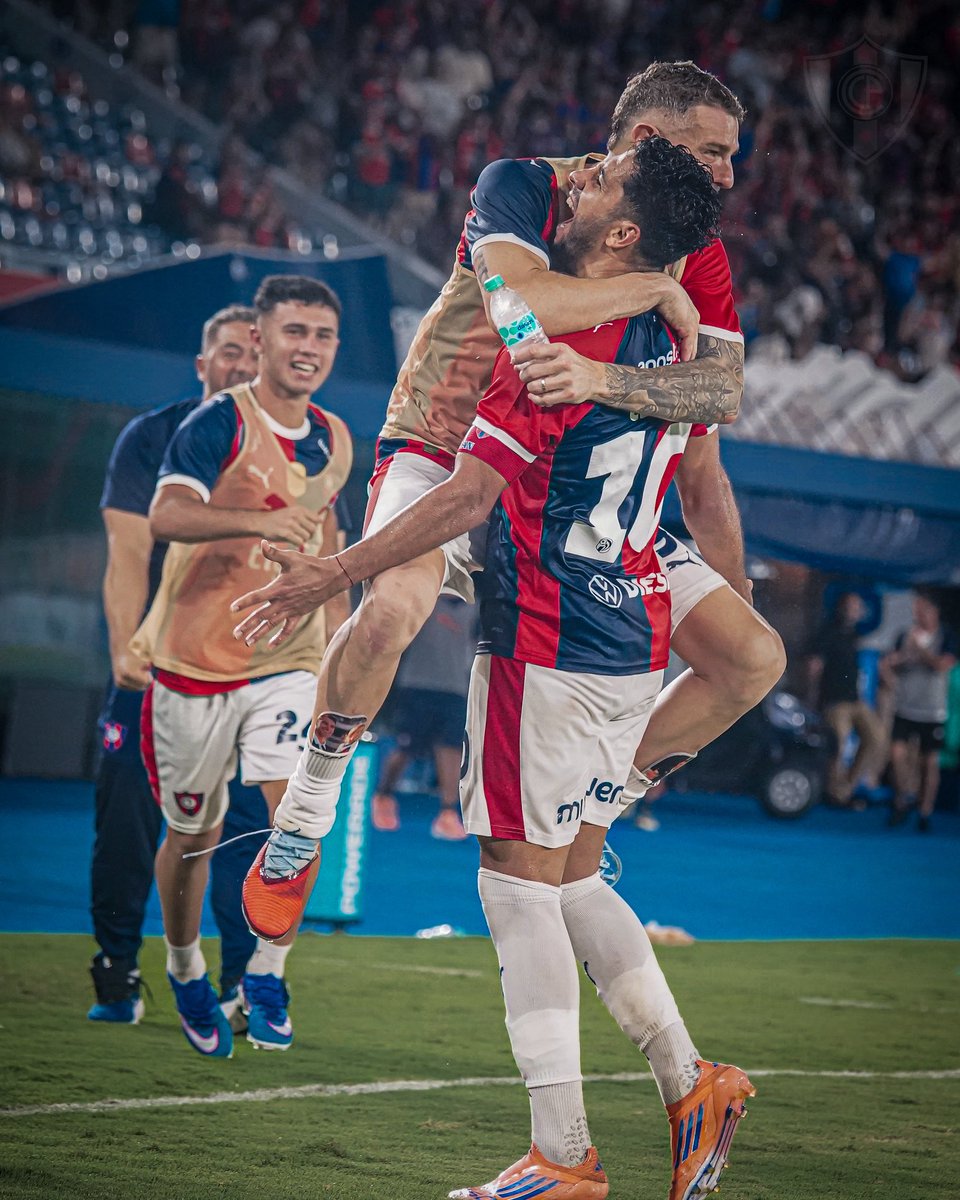 🌪️ ¡𝑮𝒂𝒏𝐨́ 𝒆𝒍 𝑪𝒊𝒄𝒍𝐨́𝒏! 💙❤️