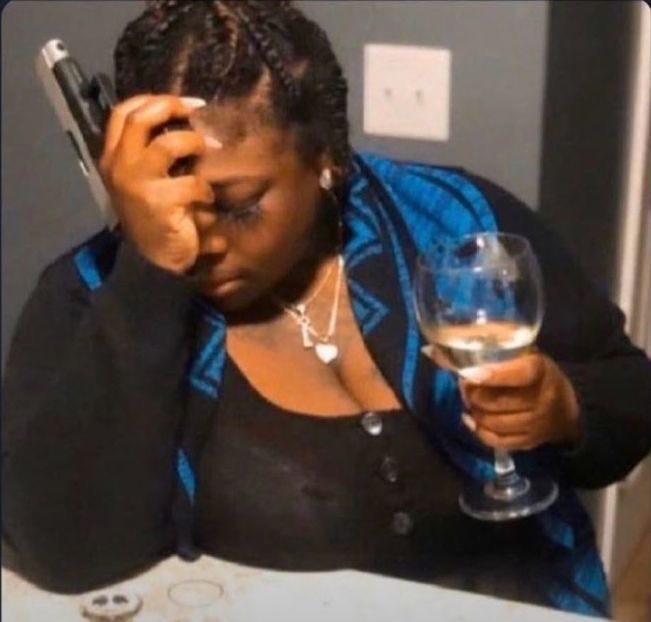 rea se qiere matar tweet media