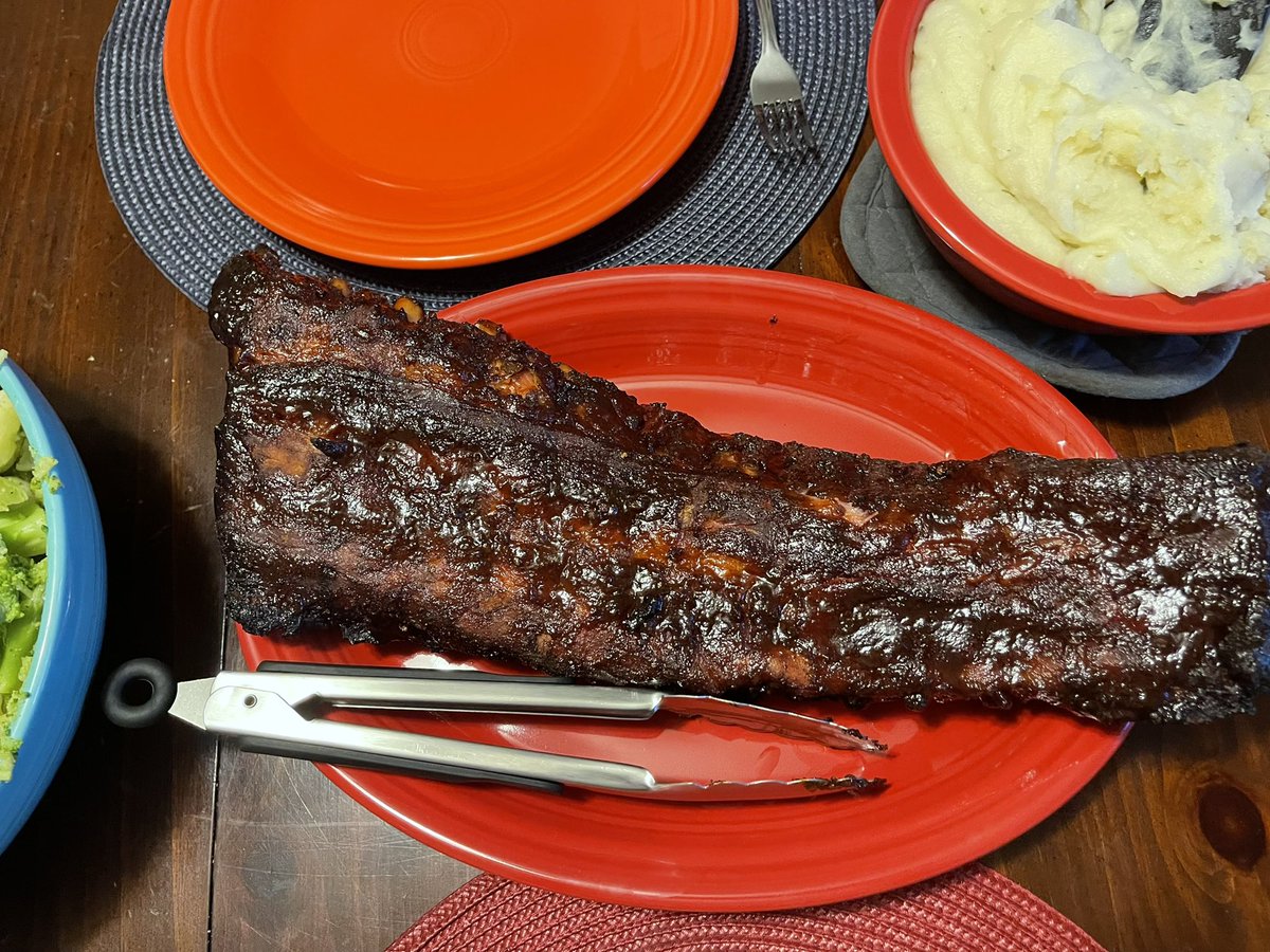 DefiantOutlaw tweet media