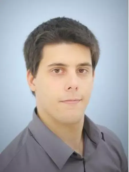 AntonChigurhsTractorRunningOverThingsIDislike1488 tweet media