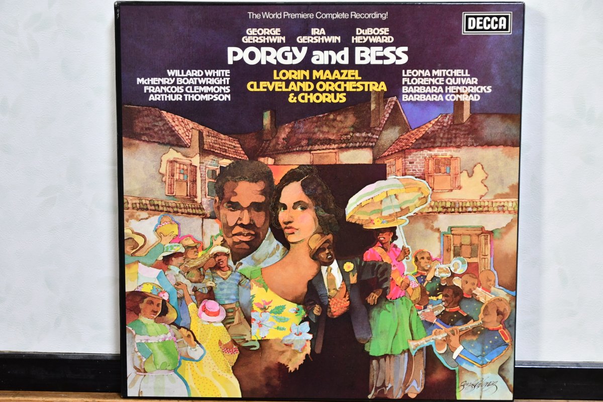 ボルフ tweet media