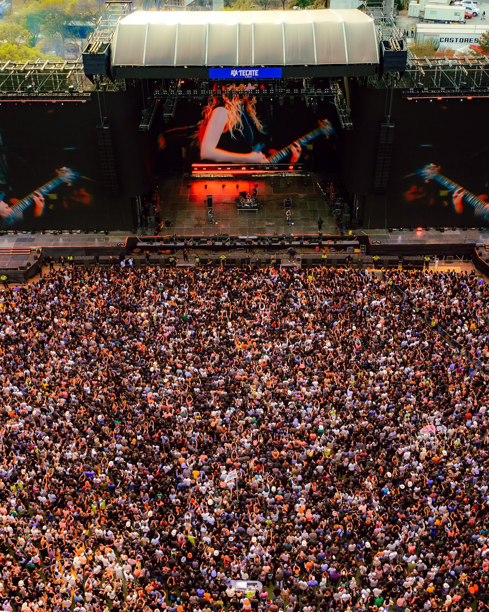 han ⚡️ tweet media