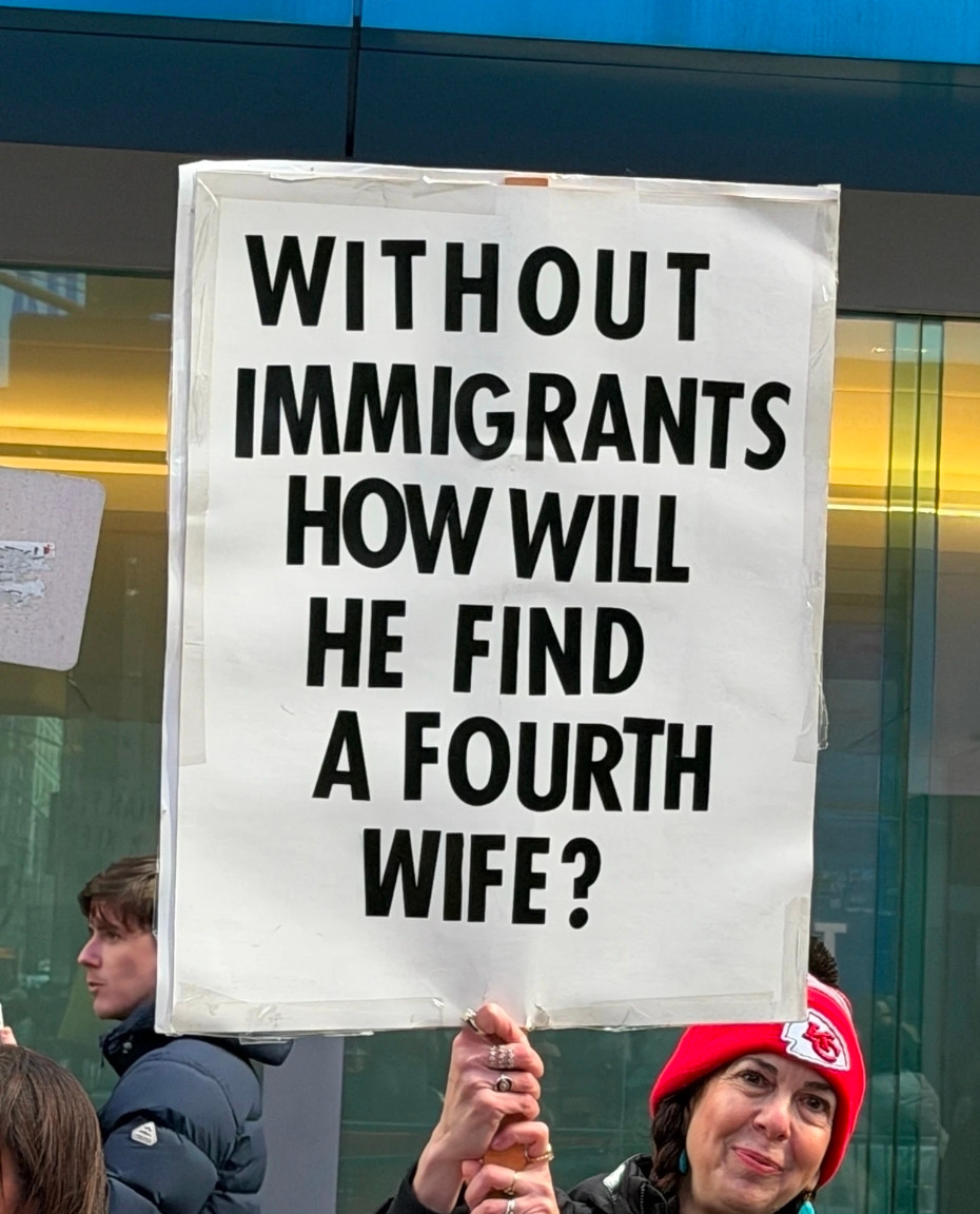 LngNstrt dot bsky tweet media