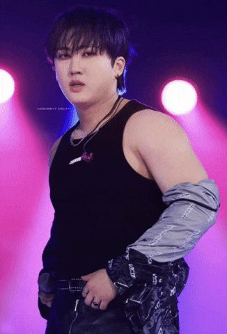 Badahahuhi tweet media