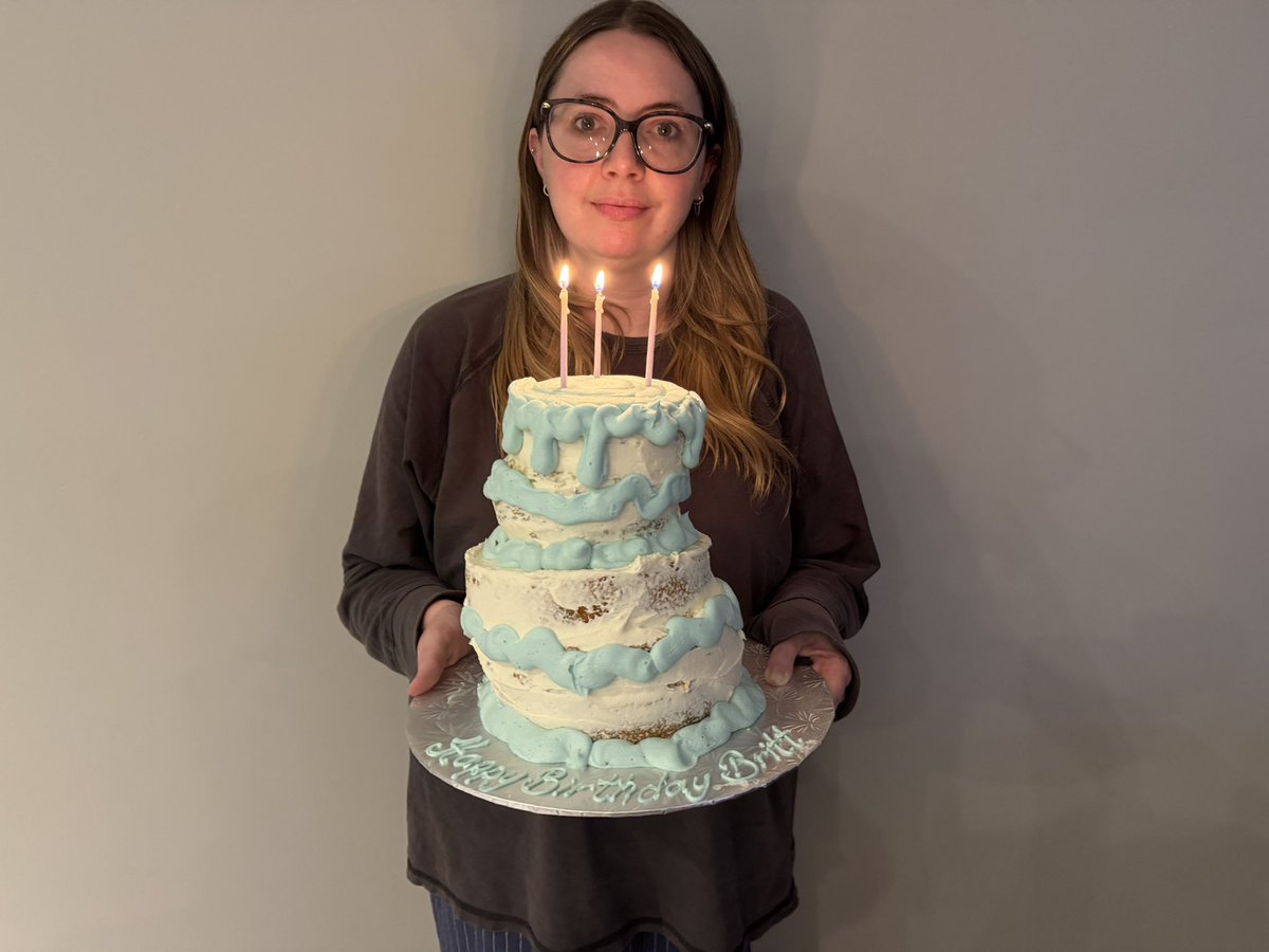 The Girl with the Padmé Amidala Tattoo tweet media