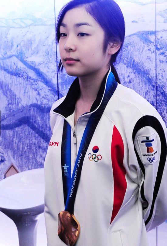 Daily Yuna Kim tweet media