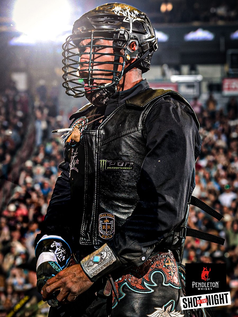 PBR's tweet image. 𝐓𝐇𝐄 𝐍𝐀𝐕𝐀𝐉𝐎 𝐌𝐀𝐍.

#UnleashTheBeast | @PendletonWhisky
