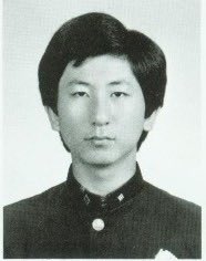 Seputar pembunuhan berantai di Hwaseong (Pelaku: Lee Chun Jae) 

Kasus Lee Chun Jae jadi inspirasi film terkenal Korea: Memories of Murder (2003) karya Bong Joon Ho. Film itu dibuat saat identitas pelaku masih belum terungkap. 

Kasus Lee Chun-jae / Hwaseong serial murders