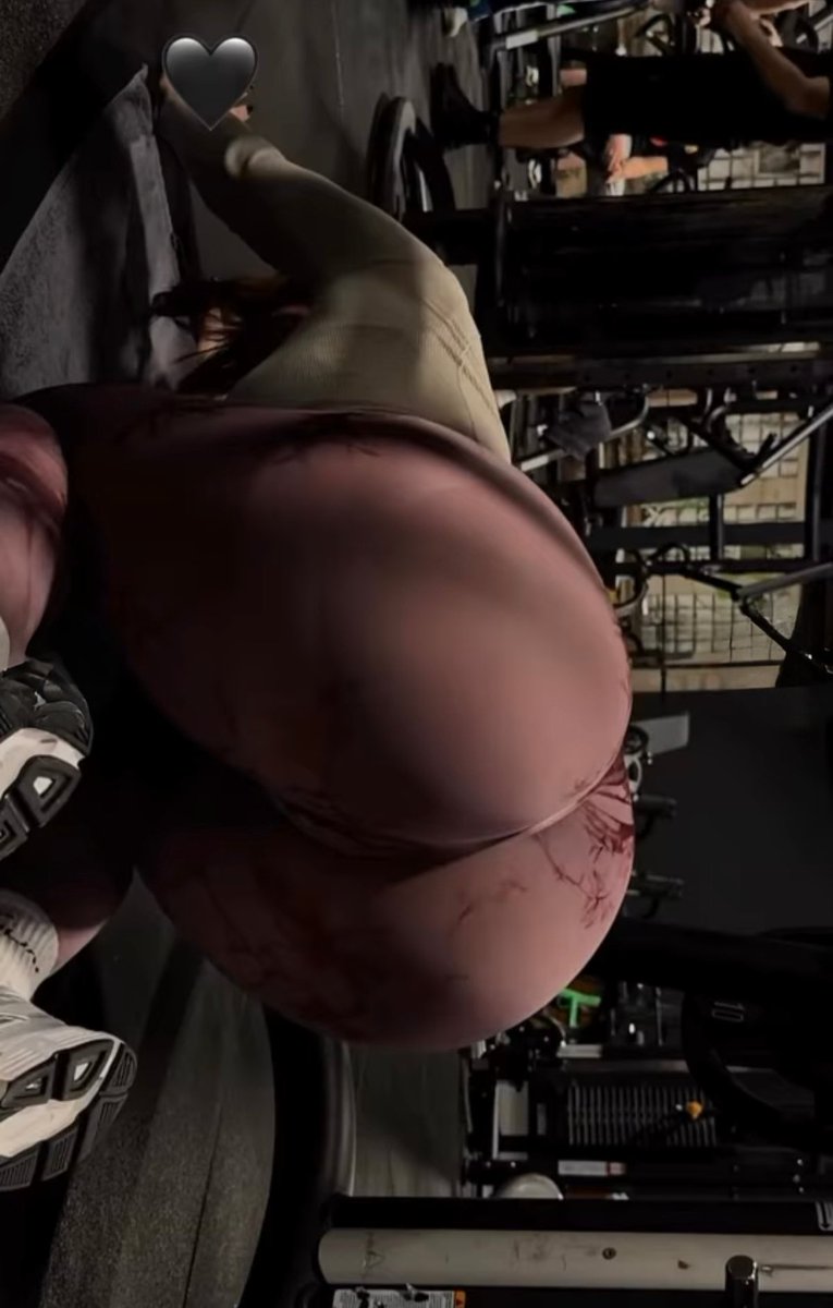 claudia valeria tweet media