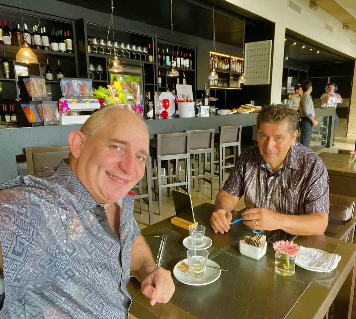 MAGO SIN DIENTES tweet media