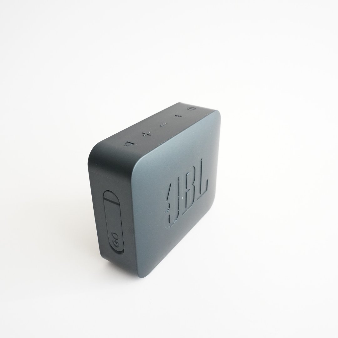 loormedia's tweet photo. OBJeCT 010
JBL Go Essential - Speaker 
LOOR MEDIA

#loormedia 
#OBJeCTS 
#JBL
#SPEAKER
#JBLGoEssential https://t.co/hZGjw0YC7I