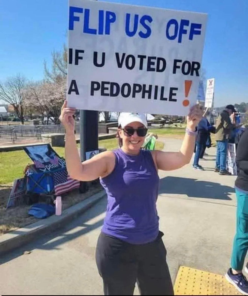 Melanie Grigsby 🟧☮️ tweet media