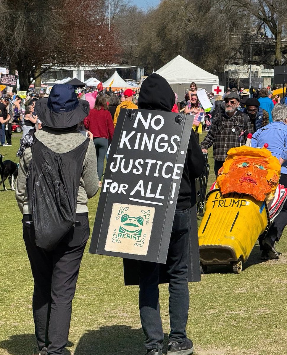 Taren Feist tweet media