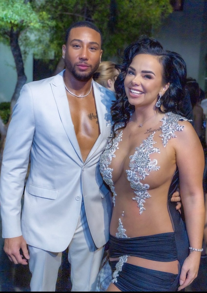 LEGENDARY tweet media