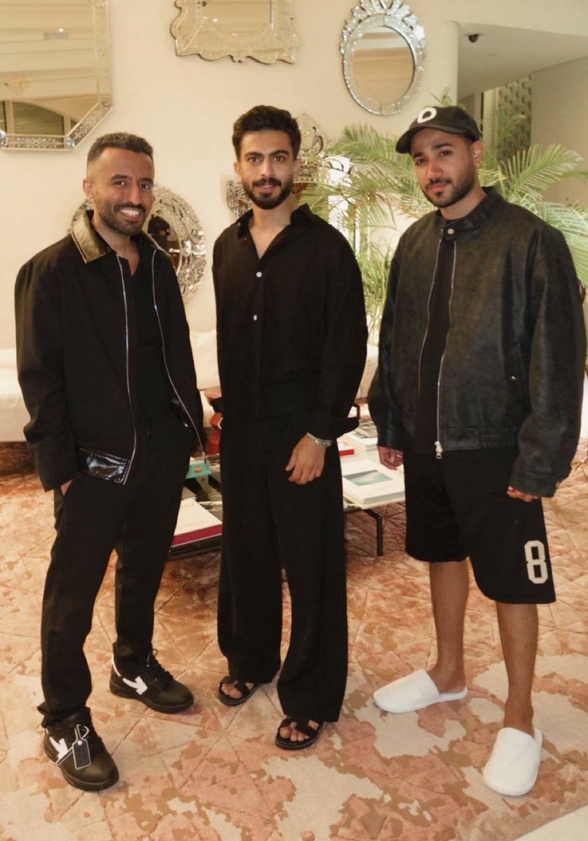 If you can't find a way, create one tweet media