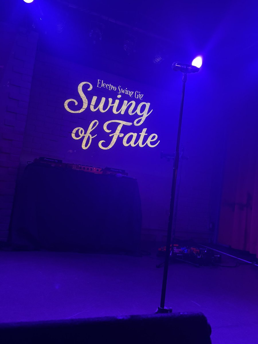 kzkn_mnkrnp122's tweet photo. 今年ヘルポをきっかけにElectro Swingという音楽に出会ってから見た中でベストまである最高のイベントだった。MUJINAさんはかっこよかったしAnshellyさんもLily Mizusakiさんも以前よりサブスクで聴いてたから初めて直に見れて良かった🎷

私的MVPはDJ Onnojiさん🏆

 #スウィングオブフェイト https://t.co/85sAr3GY5U