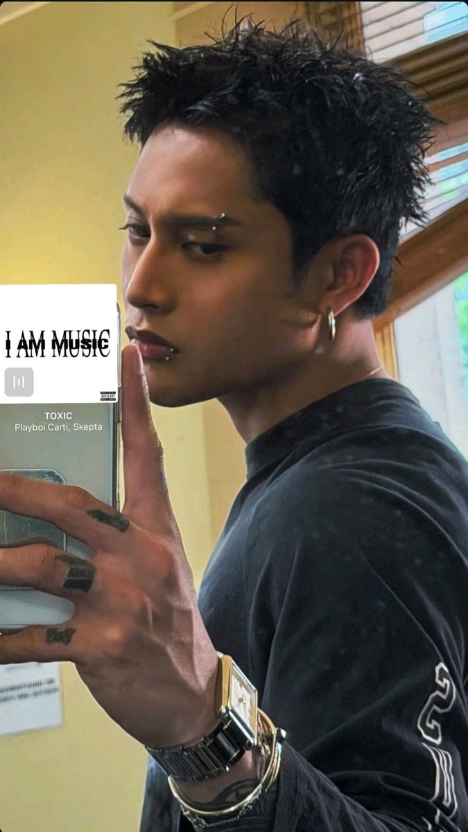 oh i gotta get familiar with sb19 i fear