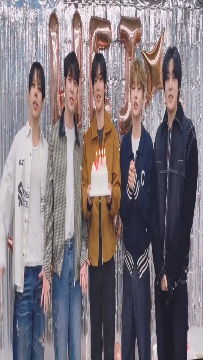 aléxa 🪝 ˚.⋆♪ tweet media