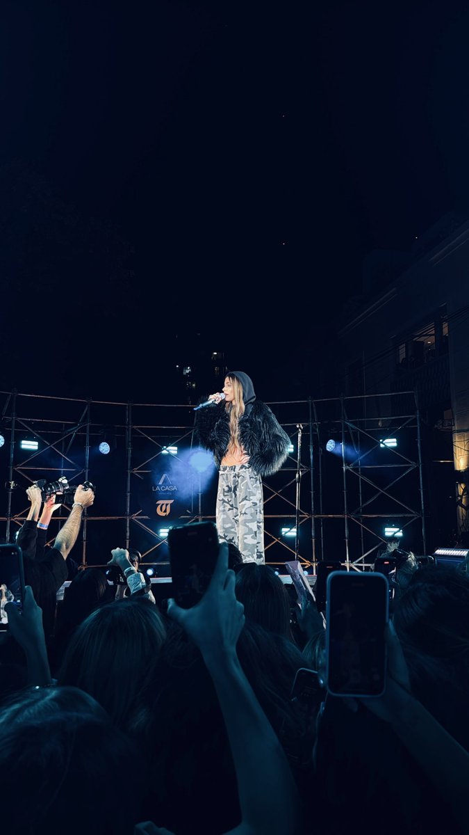 agus ⭑ tweet media