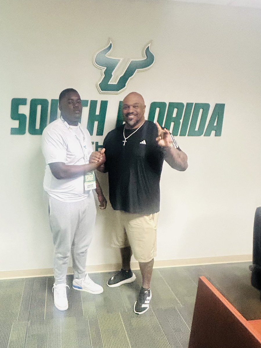 912law_'s tweet photo. #gobulls 🤘🏿 https://t.co/mrpiLbauw6