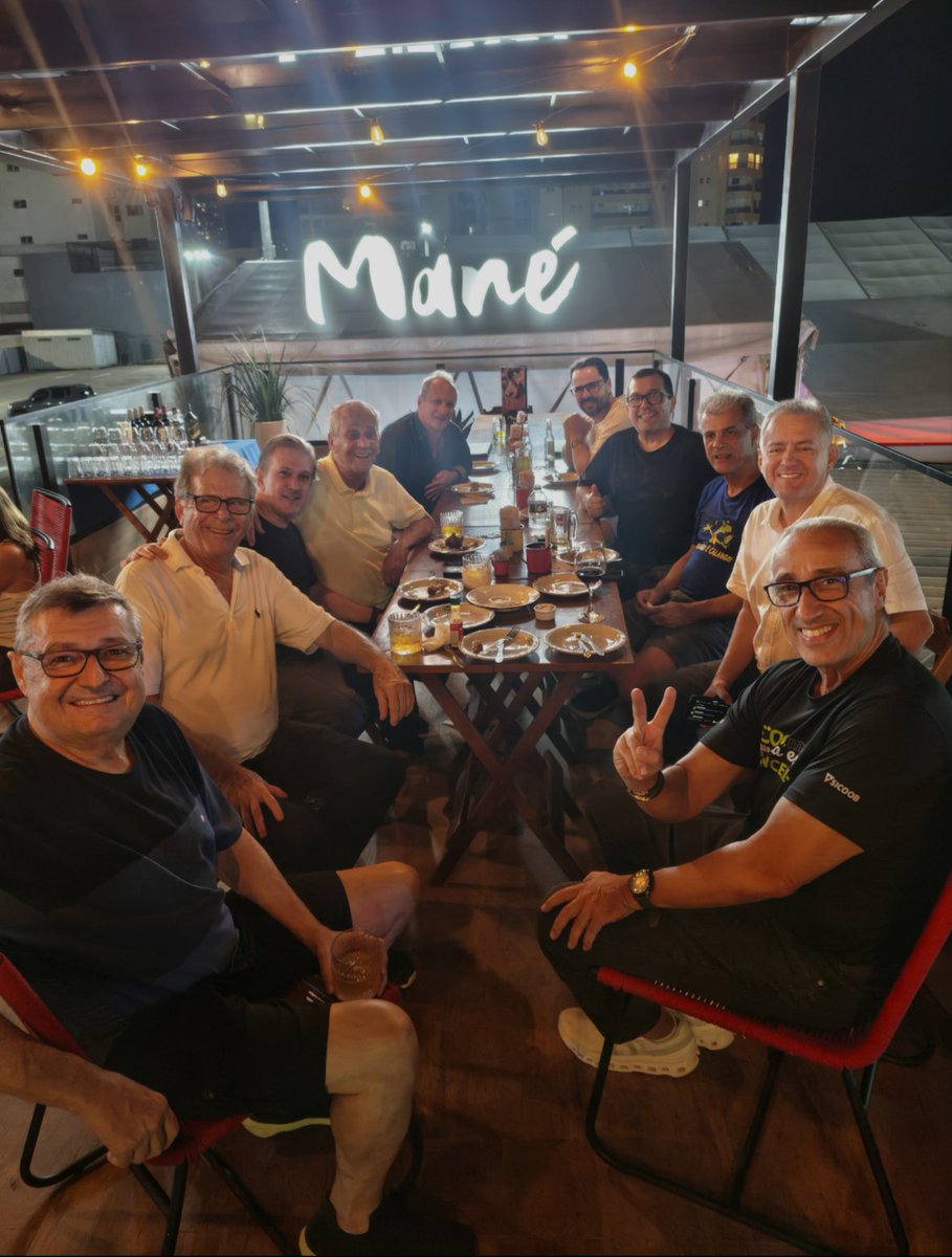 JCBussular's tweet photo. 🎬 Registros do encontro da Turma do Calango, realizado no dia 26/03/2026 Boteco do "MANÉ" localizado no Itapuã Gran Park em Vila Velha. Essa turma é diferenciada e resiste ao tempo desde julho de 2010. Receita? Respeito e administração uns pelos outros. Vamos em frente!!!🦎✅ https://t.co/Mk7EsY4AeT