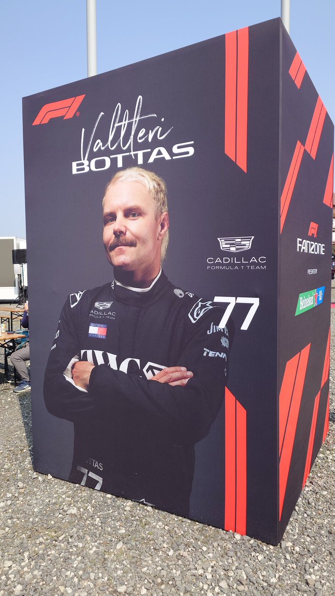 ZEKE🦫 tweet media