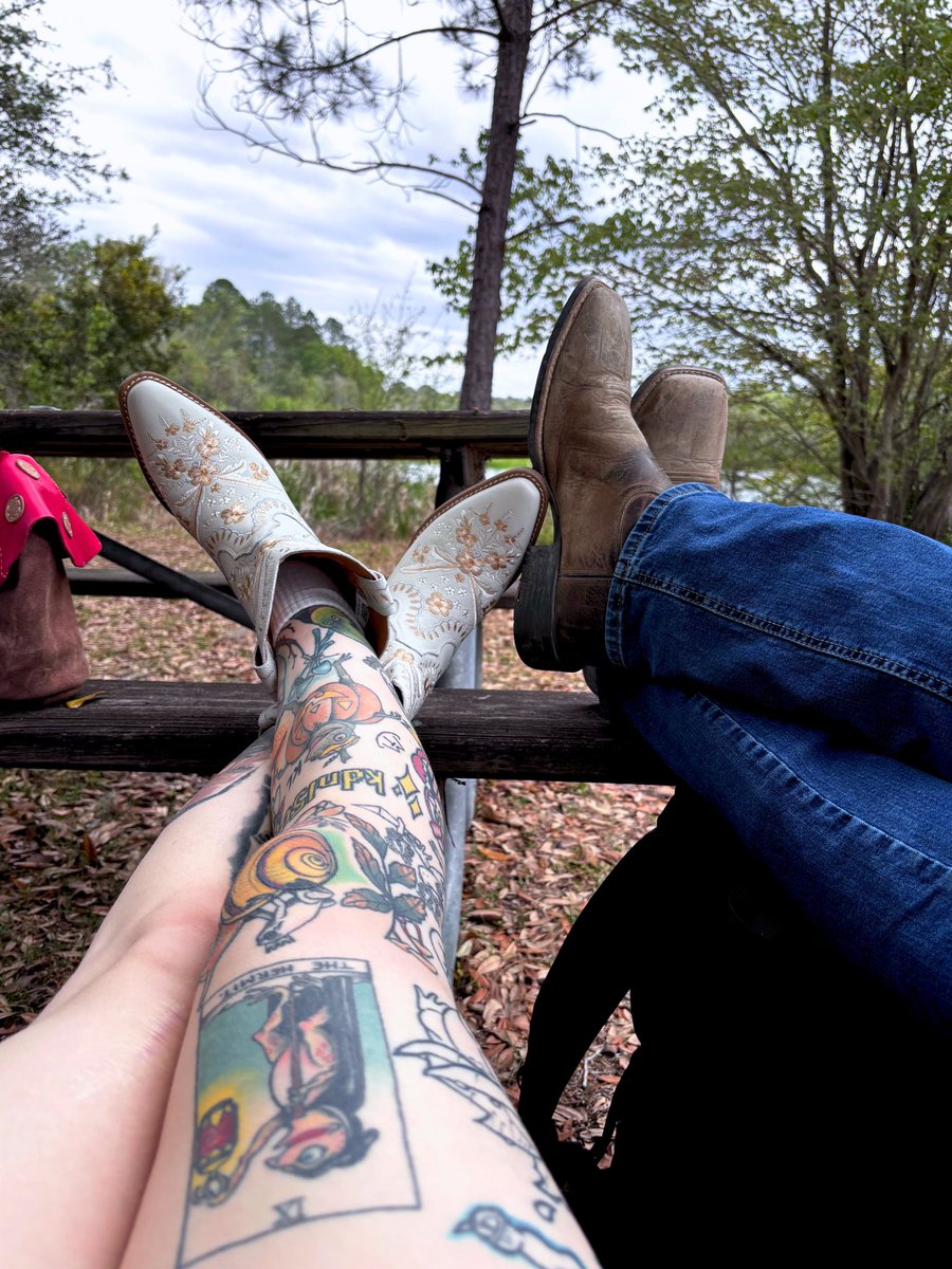 larn 🦊💛💋 tweet media