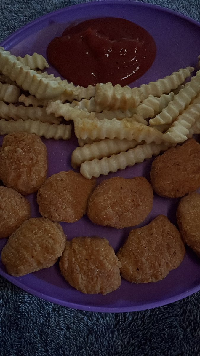 leonstrap's tweet image. #this and an ice cold glass of leons ball sweat #sorrynotsorry