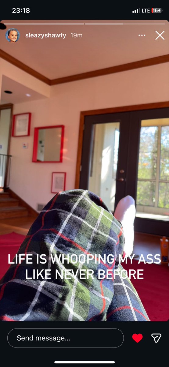 ᴍᴀʀᴛɪɴ. tweet media