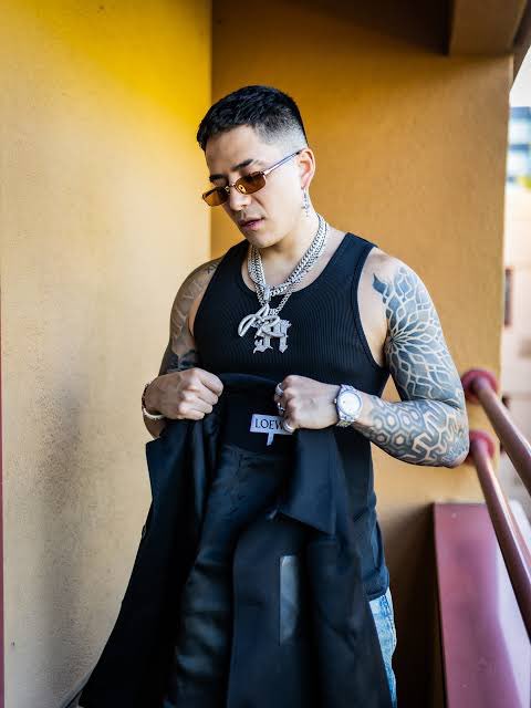 JBalvin DATA tweet media