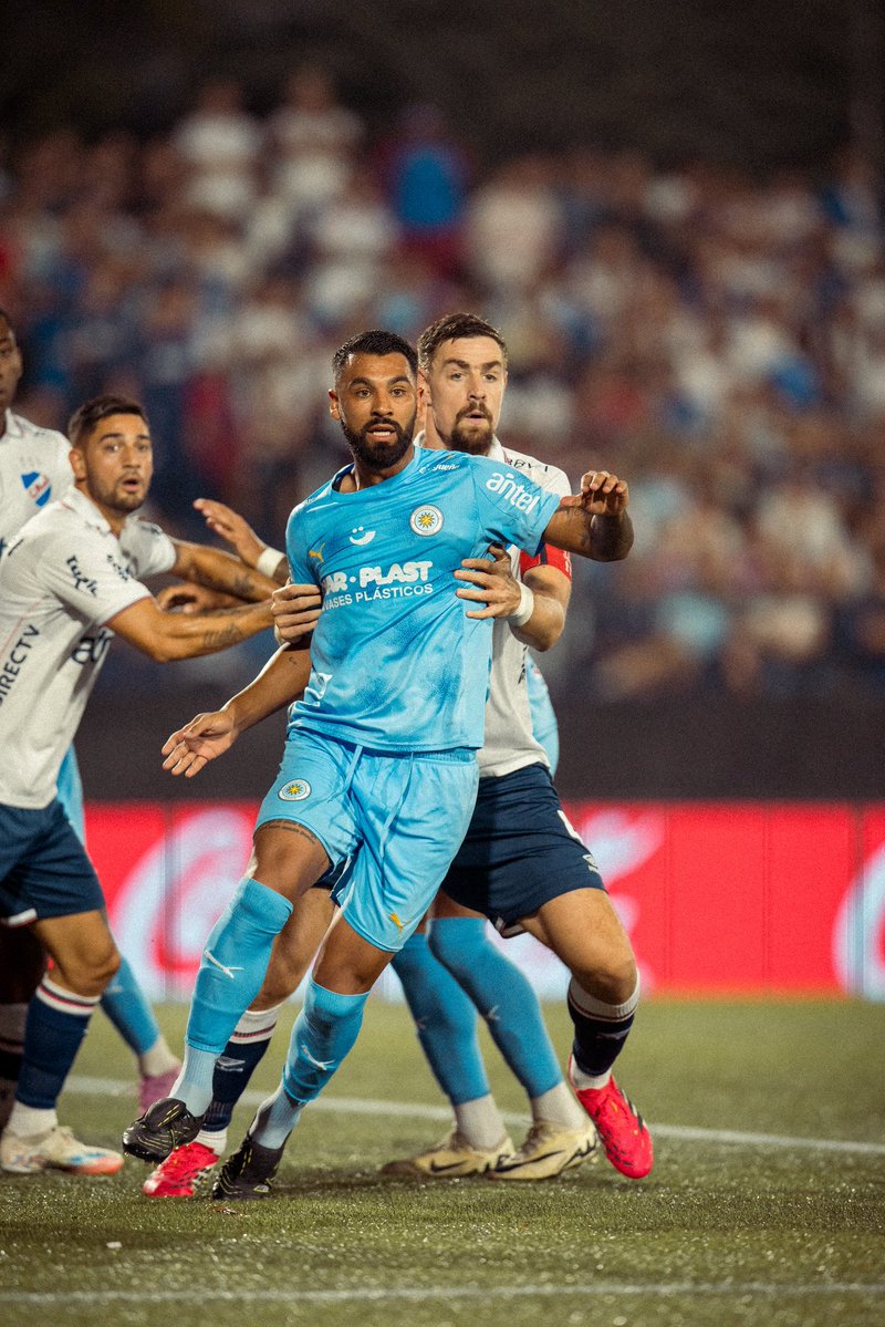 Montevideo City Torque tweet media