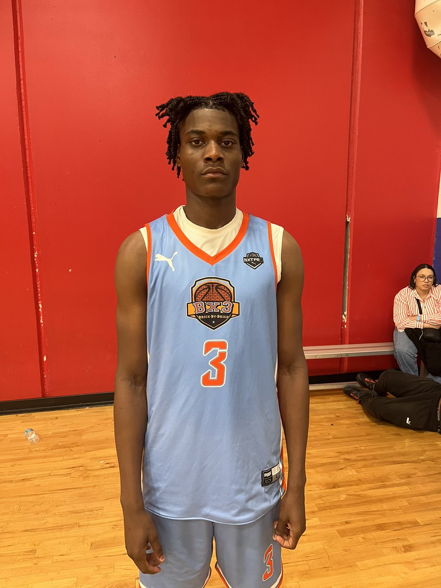 <a href="/NxtProHoops/">NXTPRO Hoops</a> BX3 Elite 17U with some ballers in their statement win against <a href="/TNUNITEDHOOPS/">TENNESSEE UNITED</a> 17U.  
#5 <a href="/T1_Osadebay/">Samuel Osadebay</a> &amp; #3 Christian Lewis not only showed out w/ double digit performances but also displayed their defensive tools and adv. ball IQ. Future is bright for both young men !