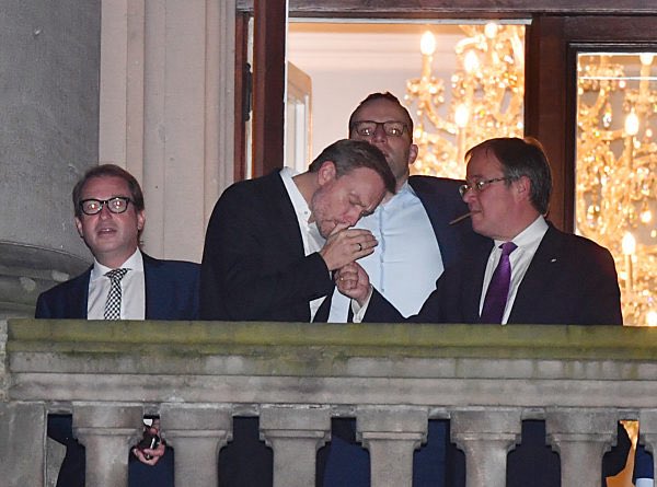 Michael 🇪🇺🌺 tweet media