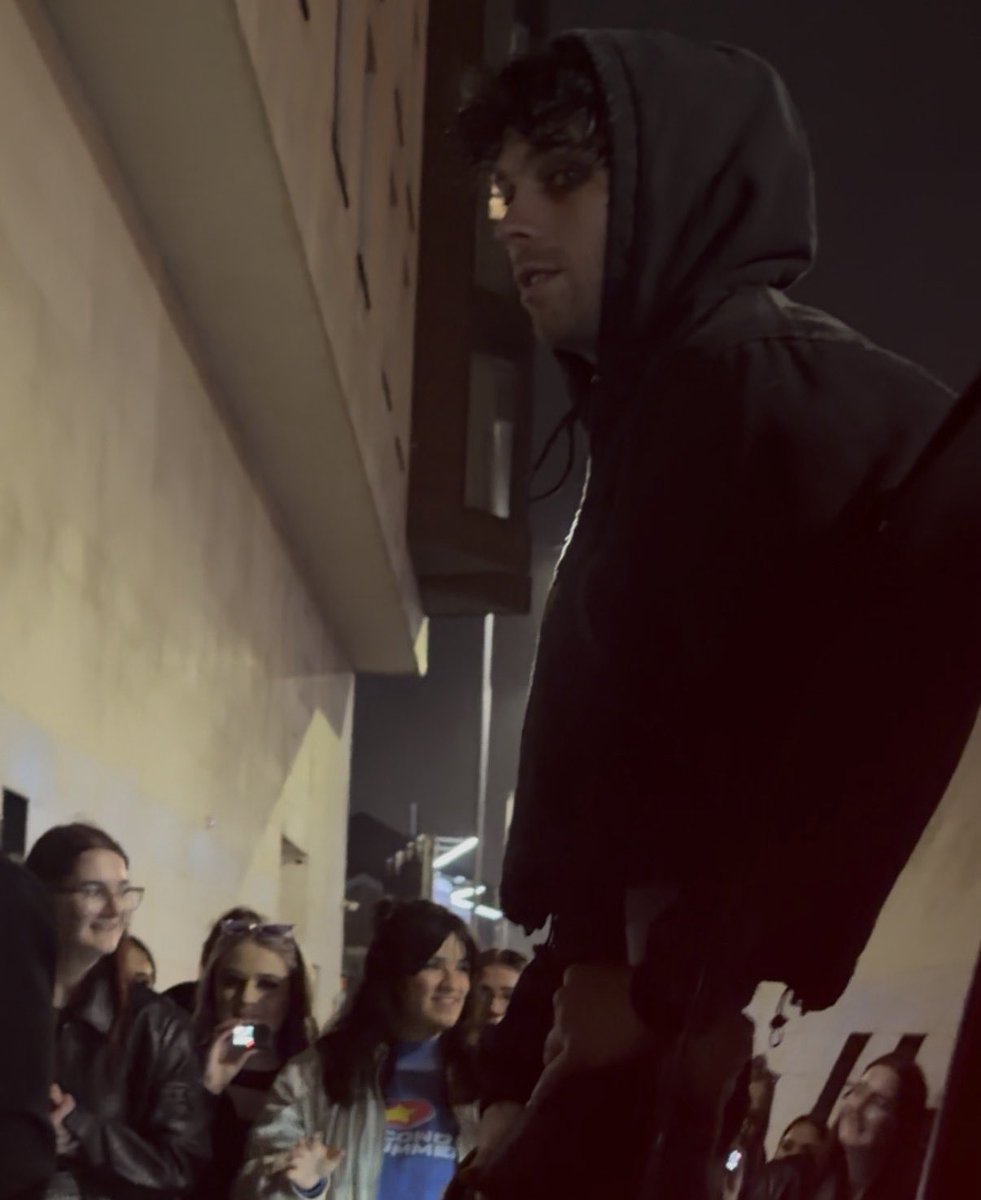 lil ⏾⋆.˚ on tour tweet media