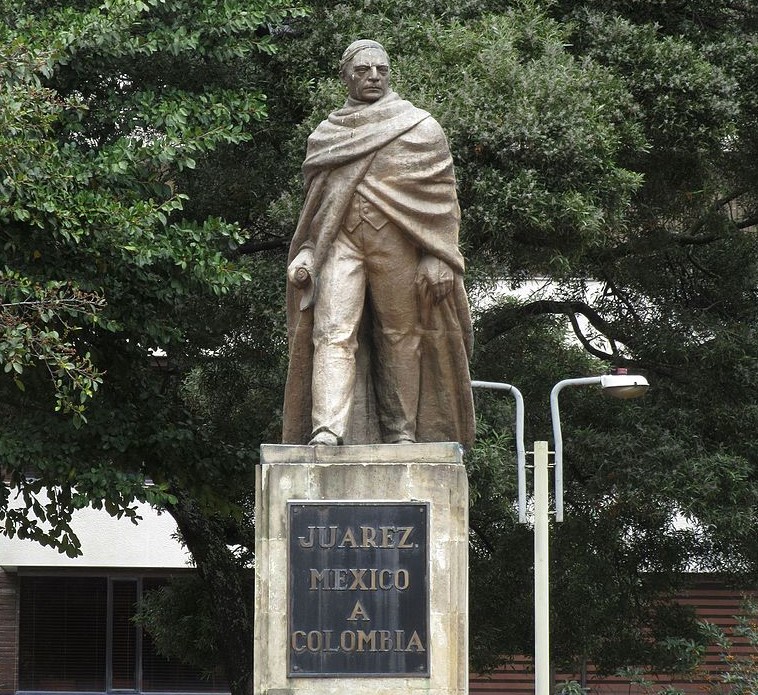 Alexander V tweet media