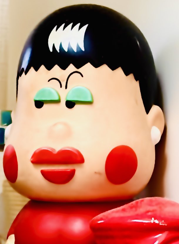 私、番組観覧に２回ほど行かせてもらった。一度は母と。もう一度は夫と。
懐かしいなあ。
ピテカンバブーという芸人の方の前説が面白かったことと、出川哲朗さんが綺麗だったことと、思っていたよりアッコさんが小柄だったこと（峰さんが背が高かったからかも）が印象に残ってる

 #アッコにおまかせ