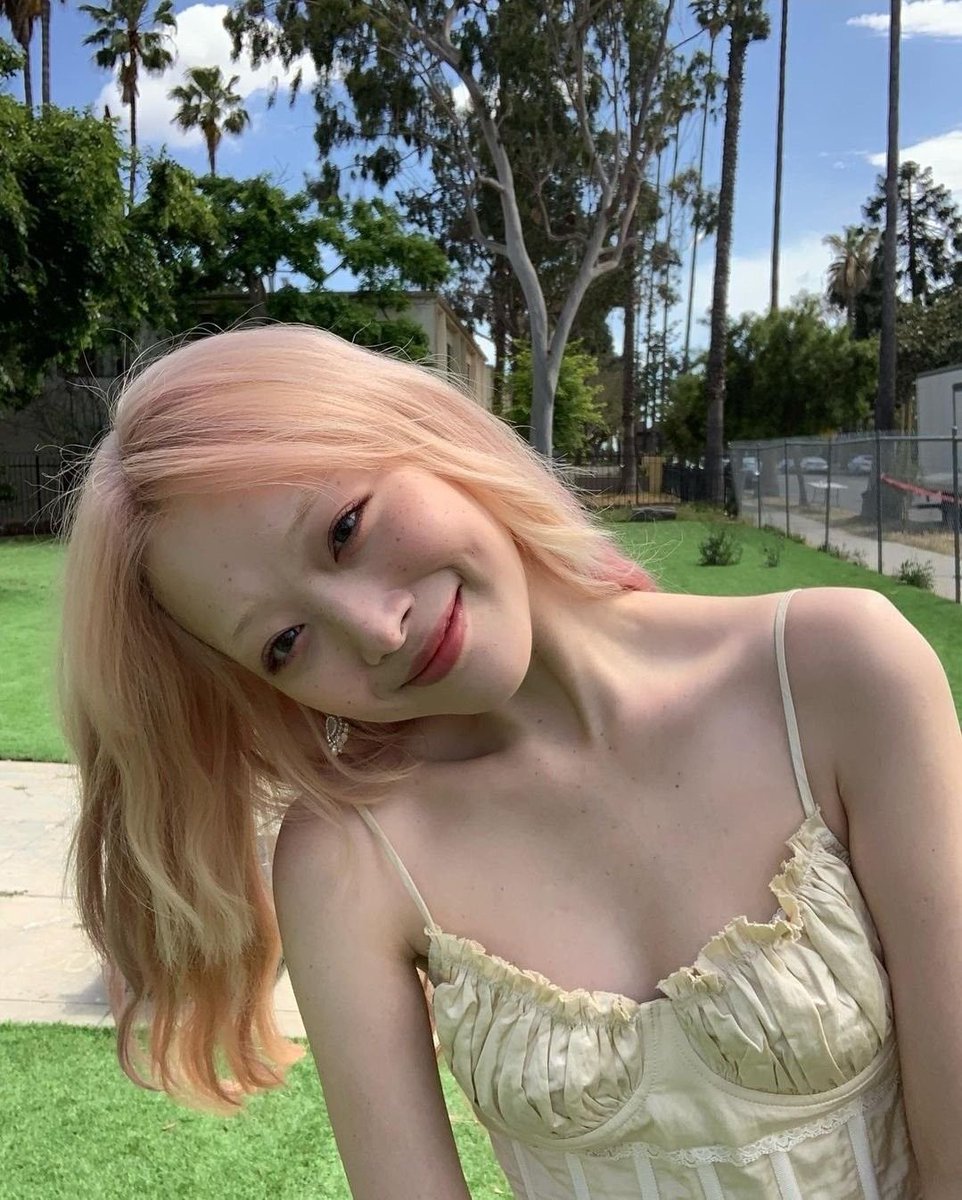 aninha𐙚 tweet media