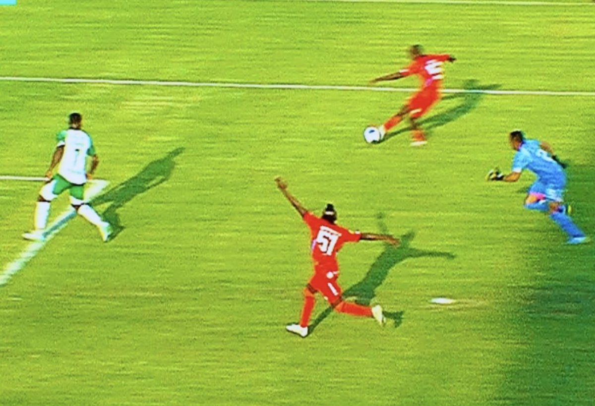 (\)aim 🇪🇨🔴 (Road to the 🅰️) tweet media