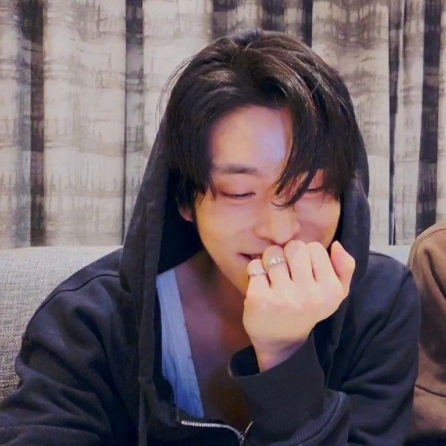 dýn.⁷ tweet media