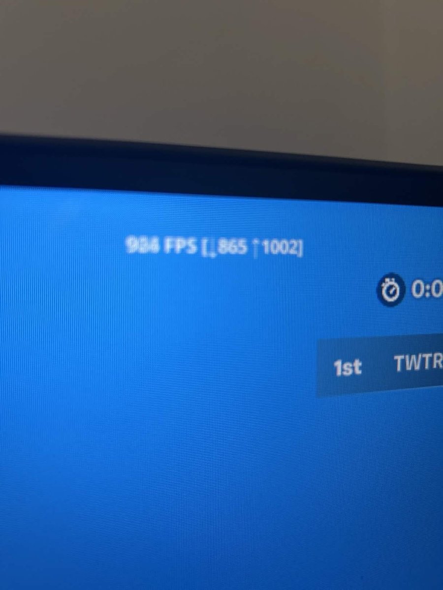 SirSlower tweet media