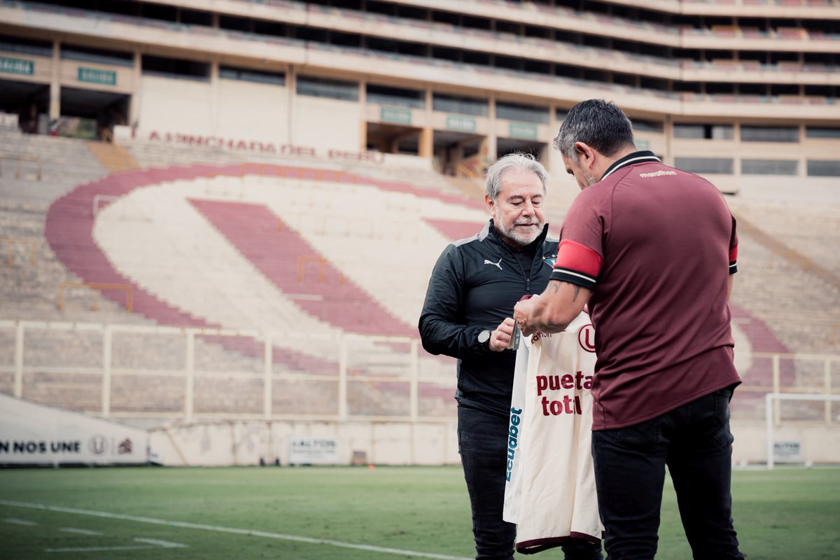 LDU Oficial tweet media