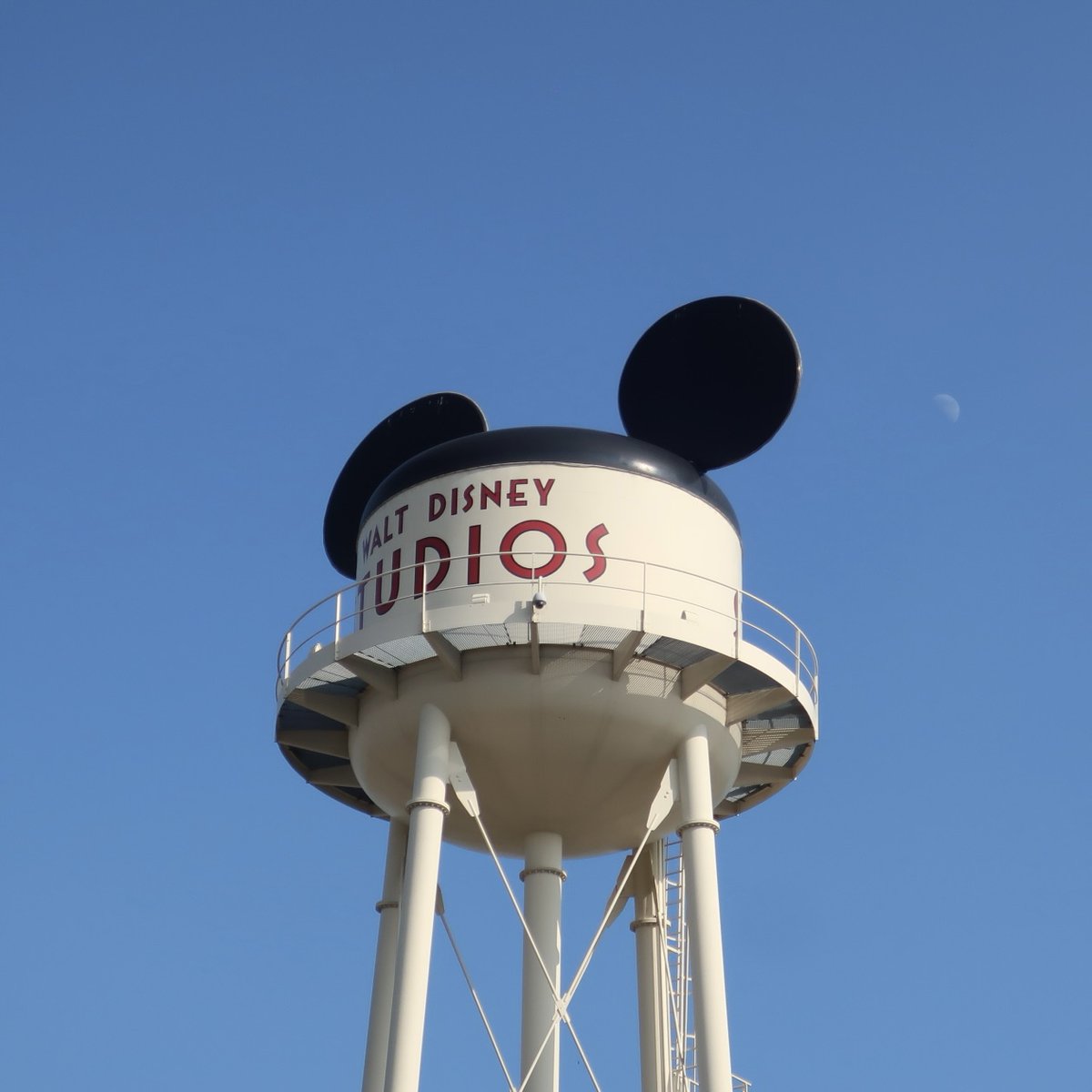 MarcParcs tweet media