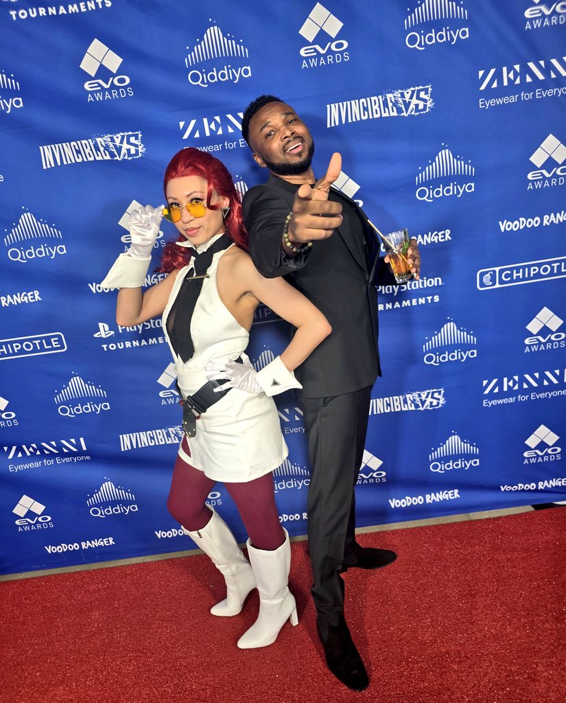 Mister Crimson tweet media